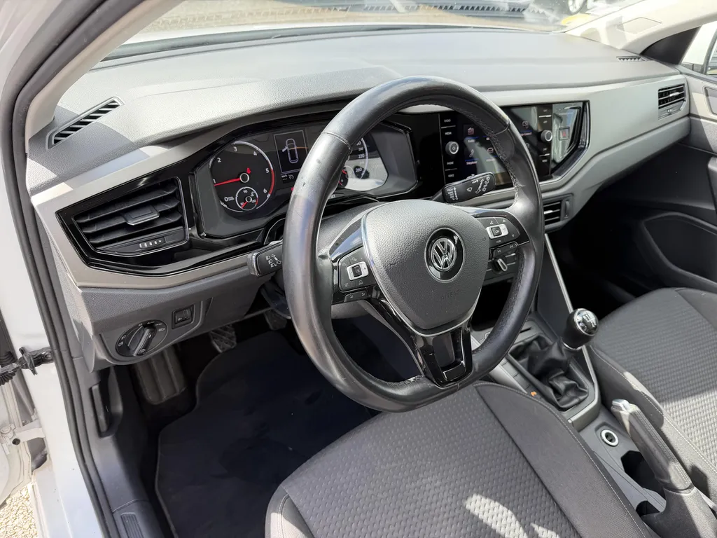 Volkswagen Polo d'occasion à vendre près d'Yvetôt : découvrez cette citadine diesel révisée chez Caudebec Automobiles