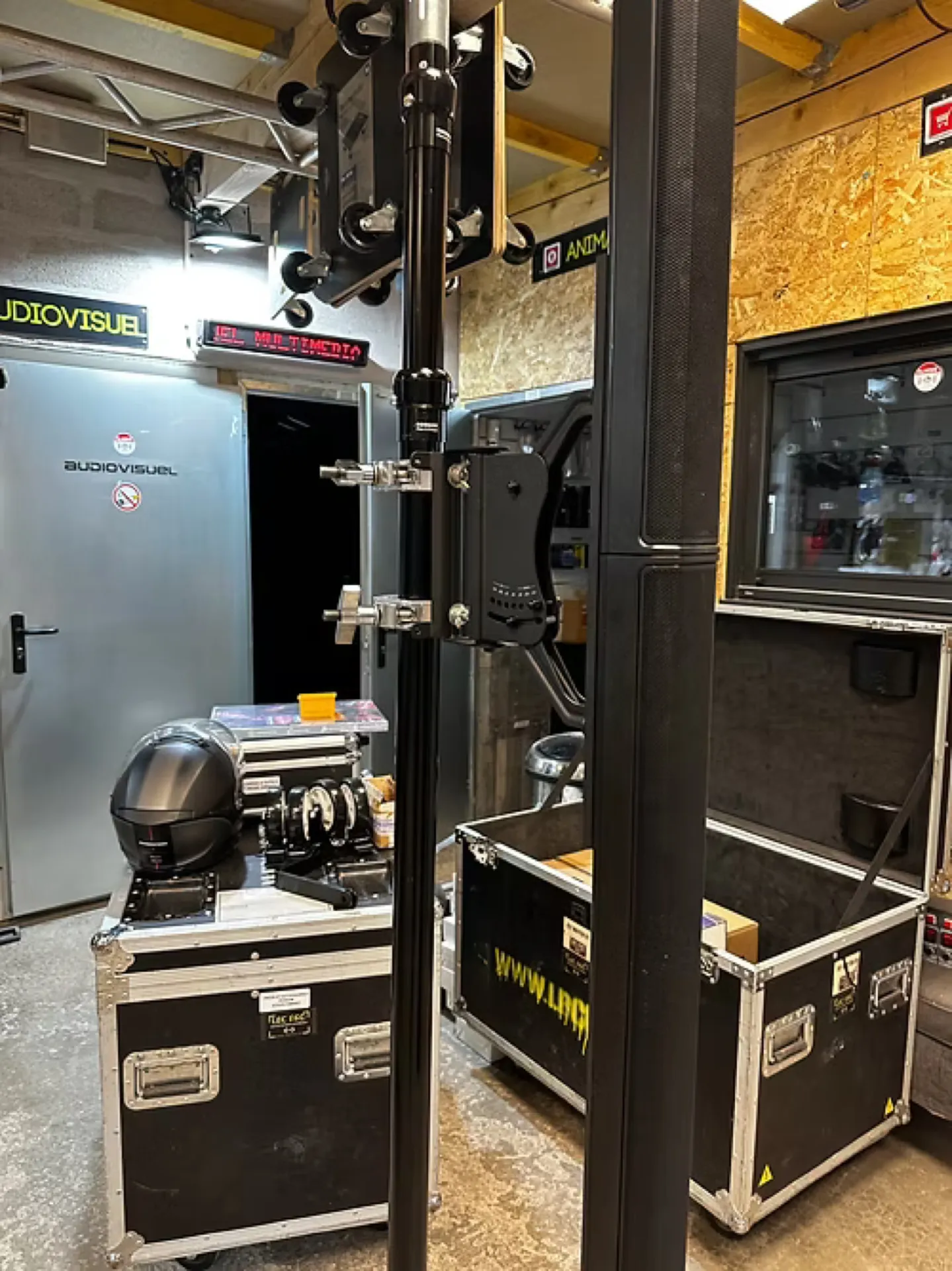 FIXATION POUR ENCEINTES JBL PRXONE