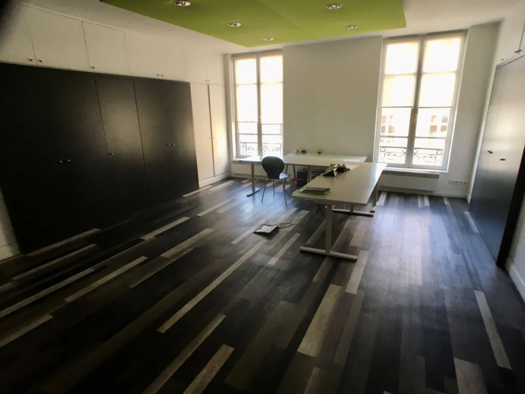 Acheter un ensemble de bureaux en duplex en plein coeur de Rouen (76)