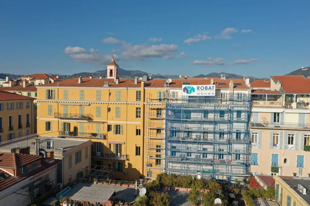 Entreprise ROBAT : spécialiste du ravalement de façade et de la rénovation à Nice