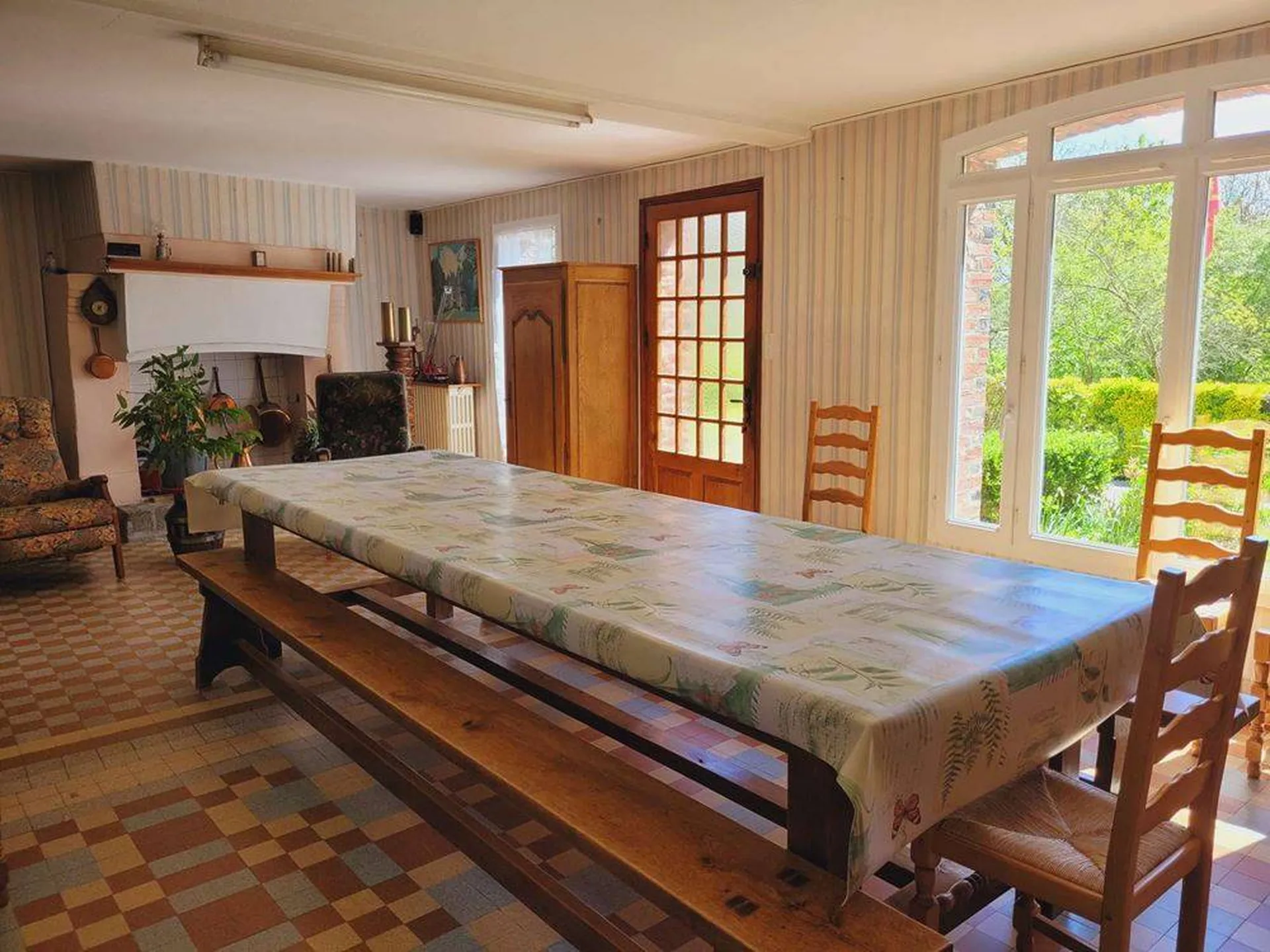 Acquisition d'une Propriété Agricole et ses bâtiments normands, bâtis sur un terrain de 7Ha 50a dans la région de Livarot 14140