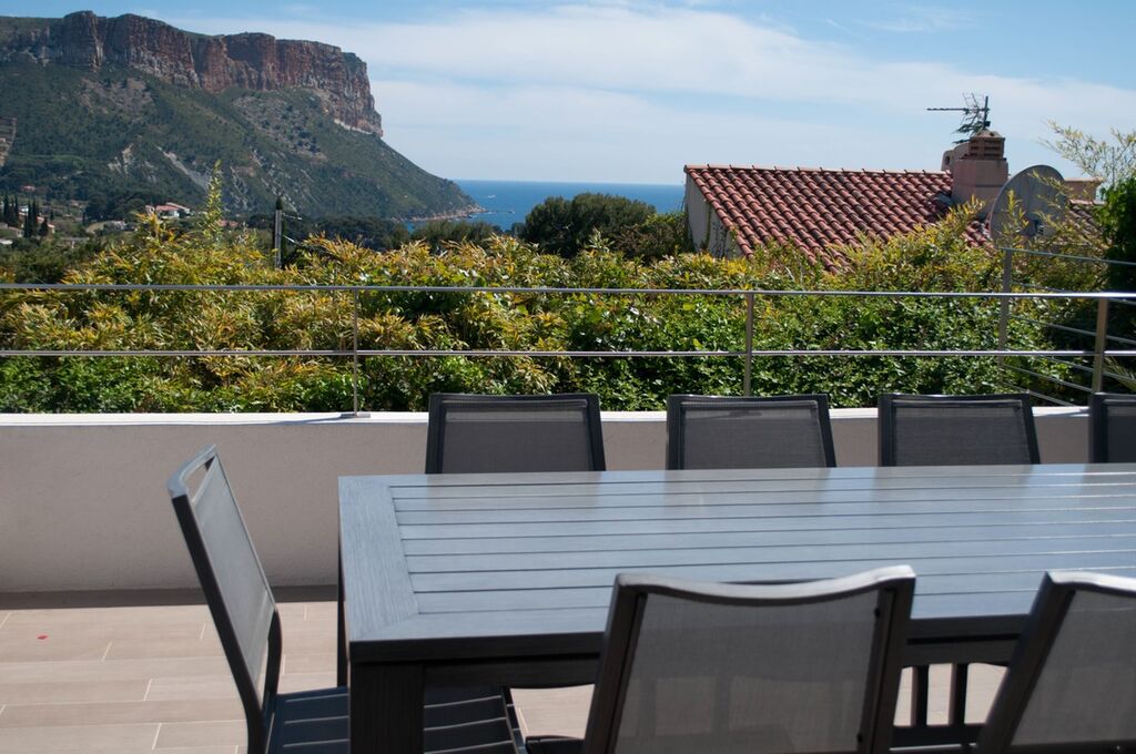 Cassis vente maison avec terrasse vue mer