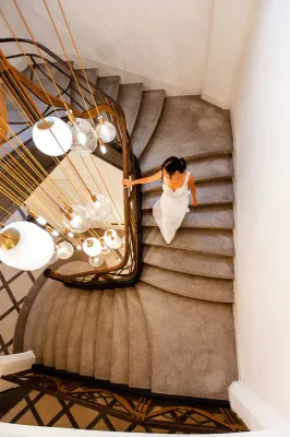 Un Mariage Glamour et Elégant dans une Villa somptueuse avec vue sur la mer à Hyères dans le Var