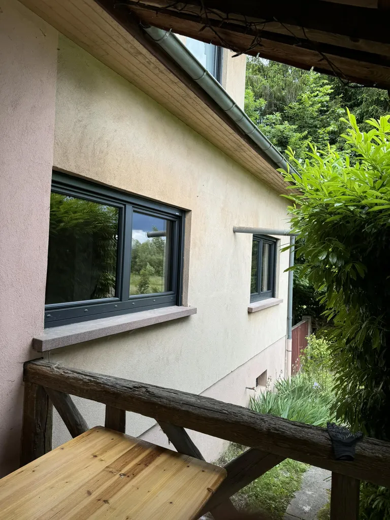 Pose de fenêtres sur mesure en PVC aluminium ou bois adaptées aux maisons à Sélestat et ses alentours dans le Bas-Rhin