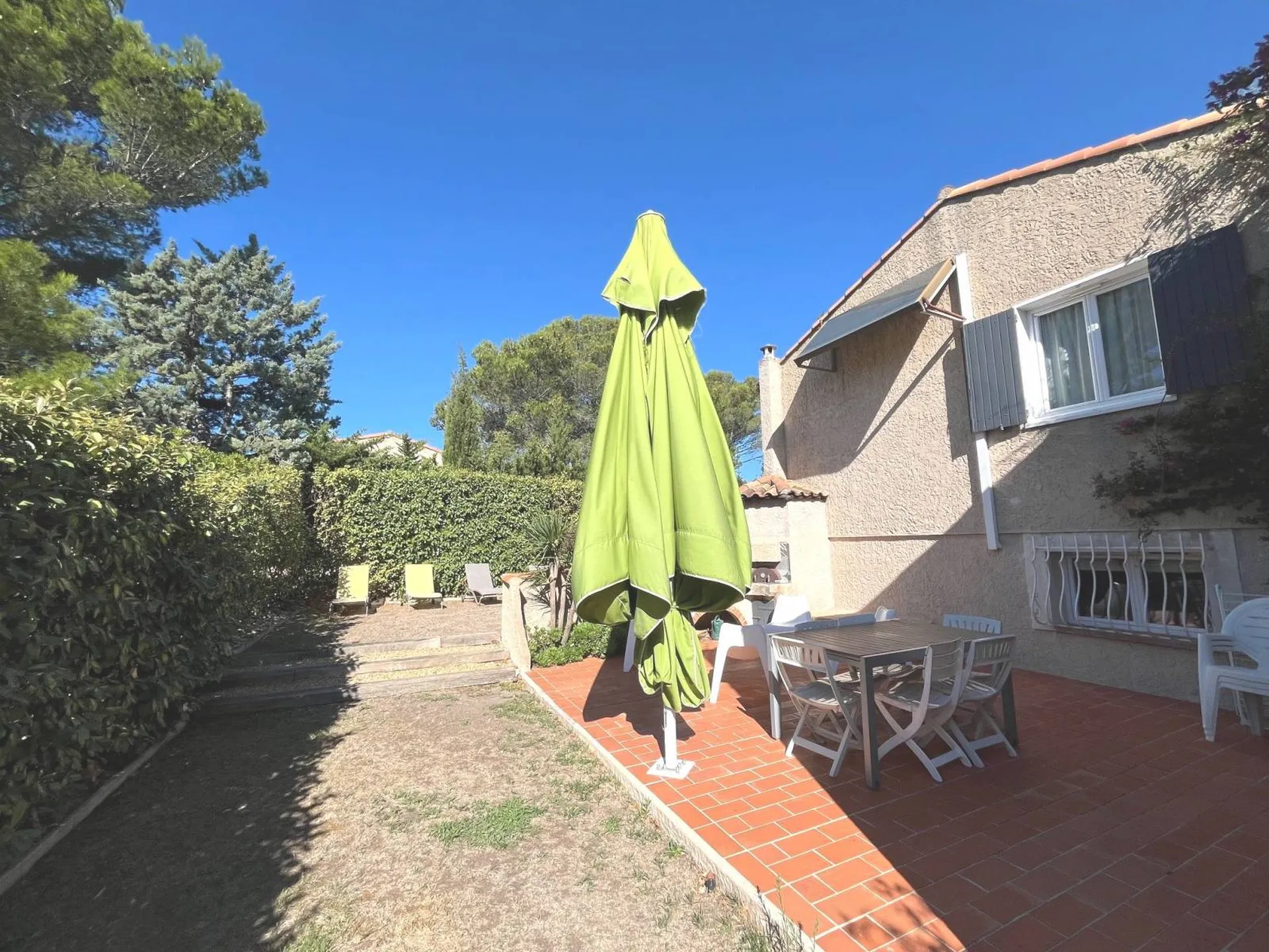 Maison T4/5 carnoux en provence sur les hauteurs, au calme absolu, possible piscine, entièrement rénovée