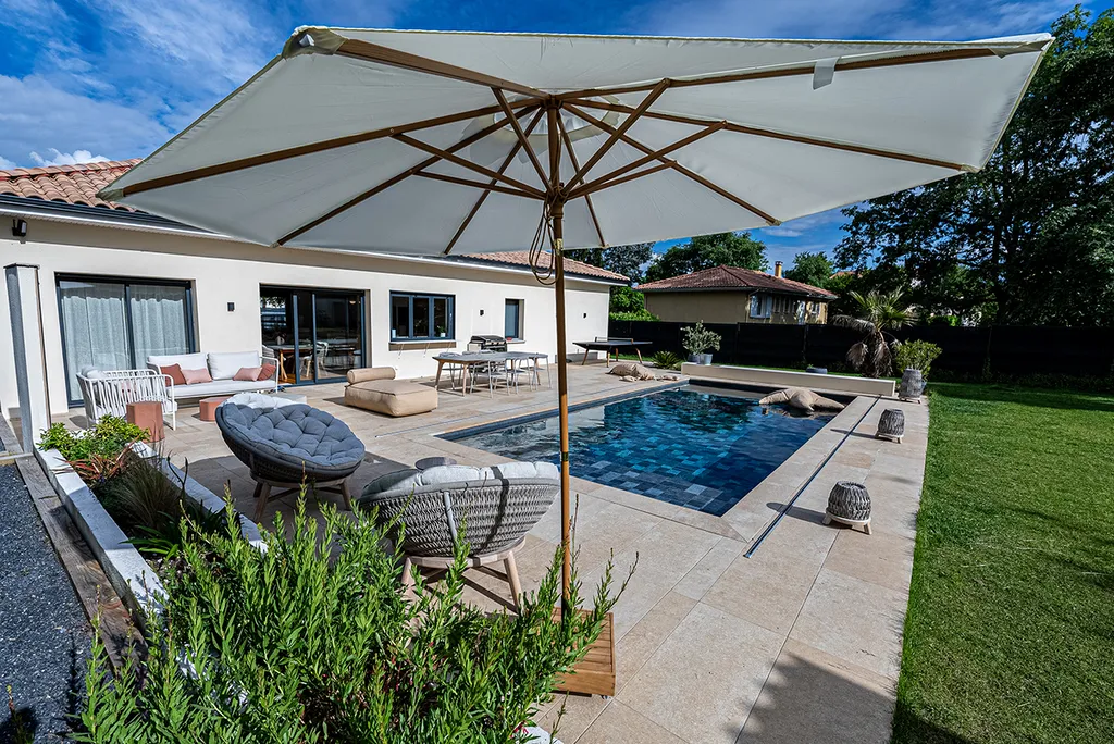 Espace extérieur haut de gamme