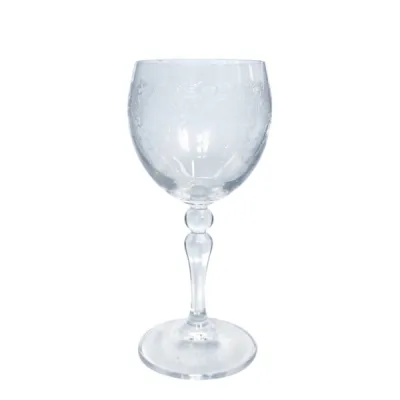Louer des verres à vin en cristal haut de gamme pour un mariage à Saint Tropez dans le Var