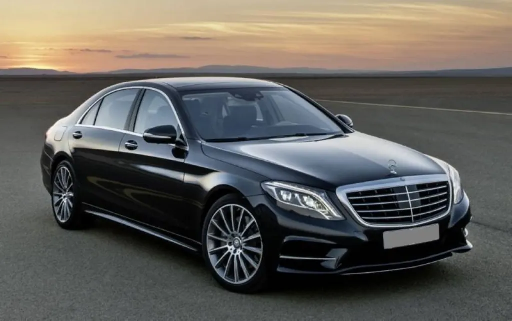 Location de limousine avec chauffeur à Marseille