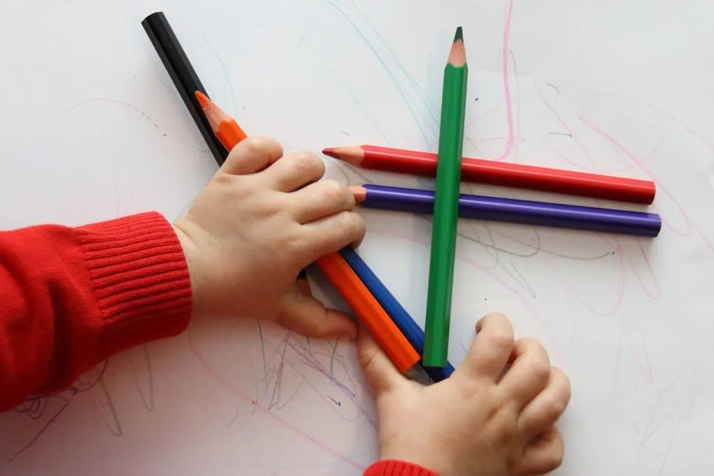Comment enlever des traces de feutres/crayons sur vos murs