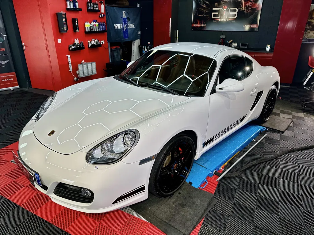 Detailing spécialiste Porsche PPF et traitement céramique sur Vaugneray proche Ecully 