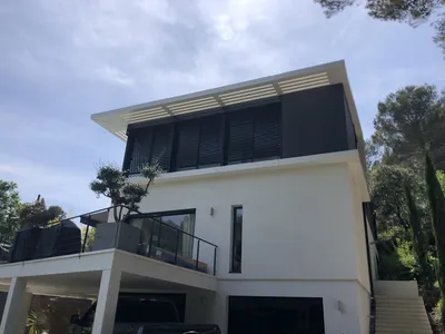 construction d’une véranda en dur sur une terrasse existante à Vauvenargue dans les bouches du Rhône