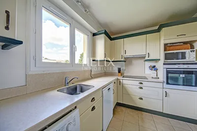 Le Vésinet Appartement 6 pièces 102m2 - Résidence calme aux abords du Parc de Montesquieu