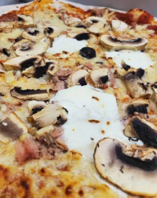 pizza terre et mer salon