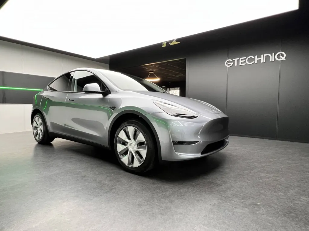TESLA MODEL Y - PPF XPEL GRIS QUICKSILVER - LILLE