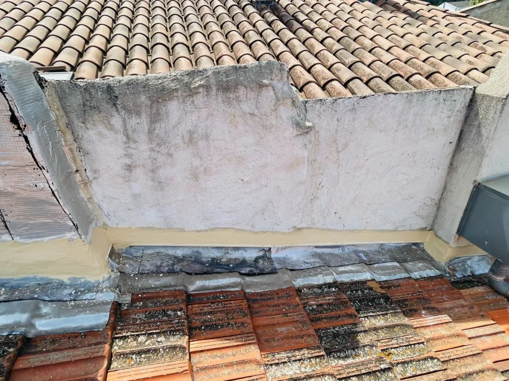 Changement de Solin de toiture sur Les Milles 13290