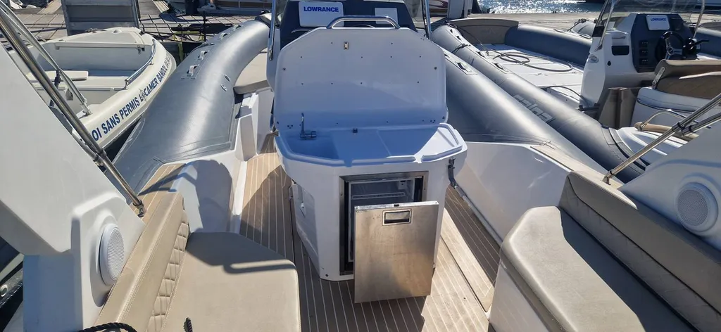 Bateau pneumatique d'occasion Toulon