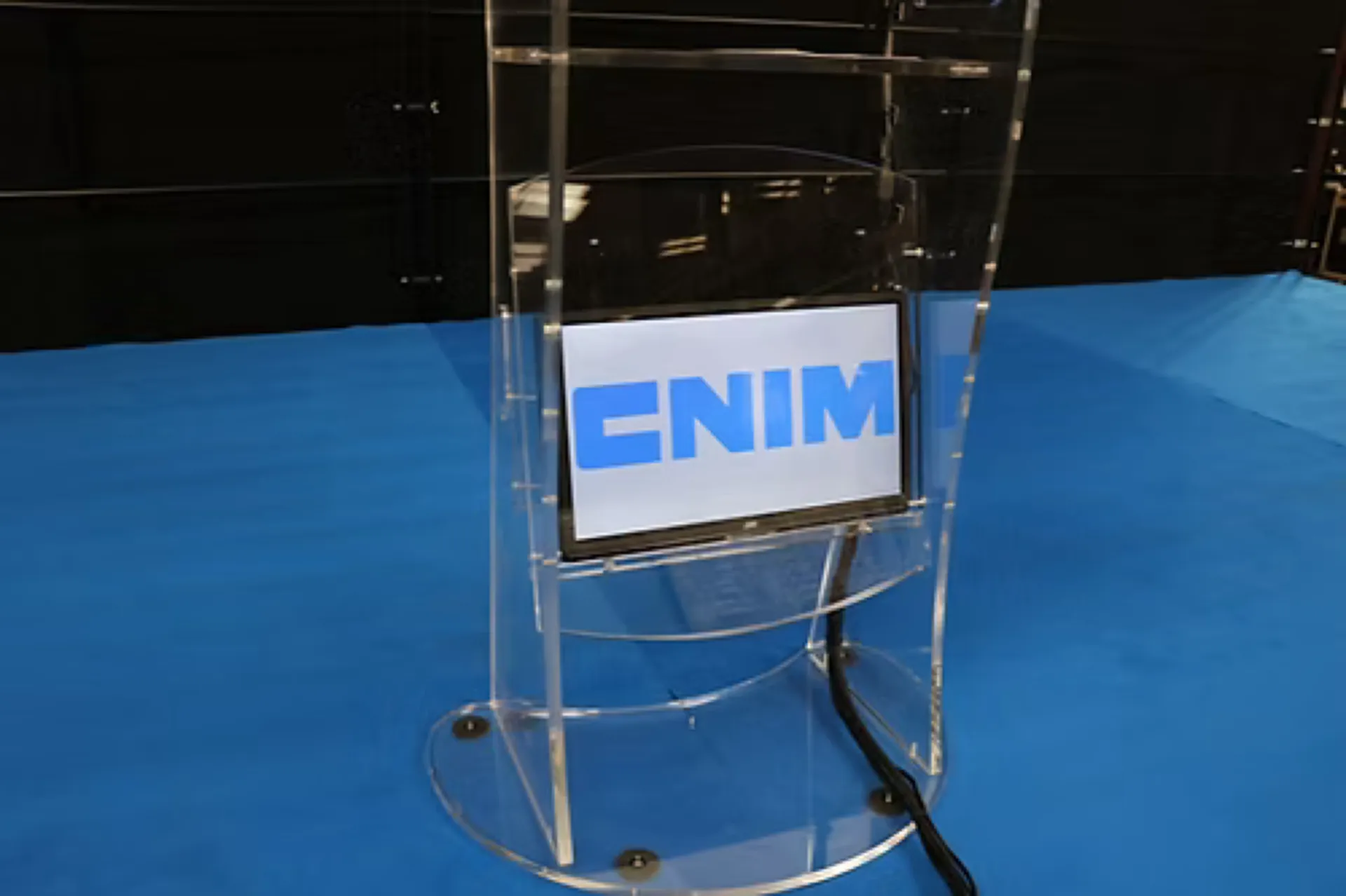 PUPITRE PLEXI CONNECTE ECRANS 19' INCLUS FACE AVANT & INTERIEUR PUP