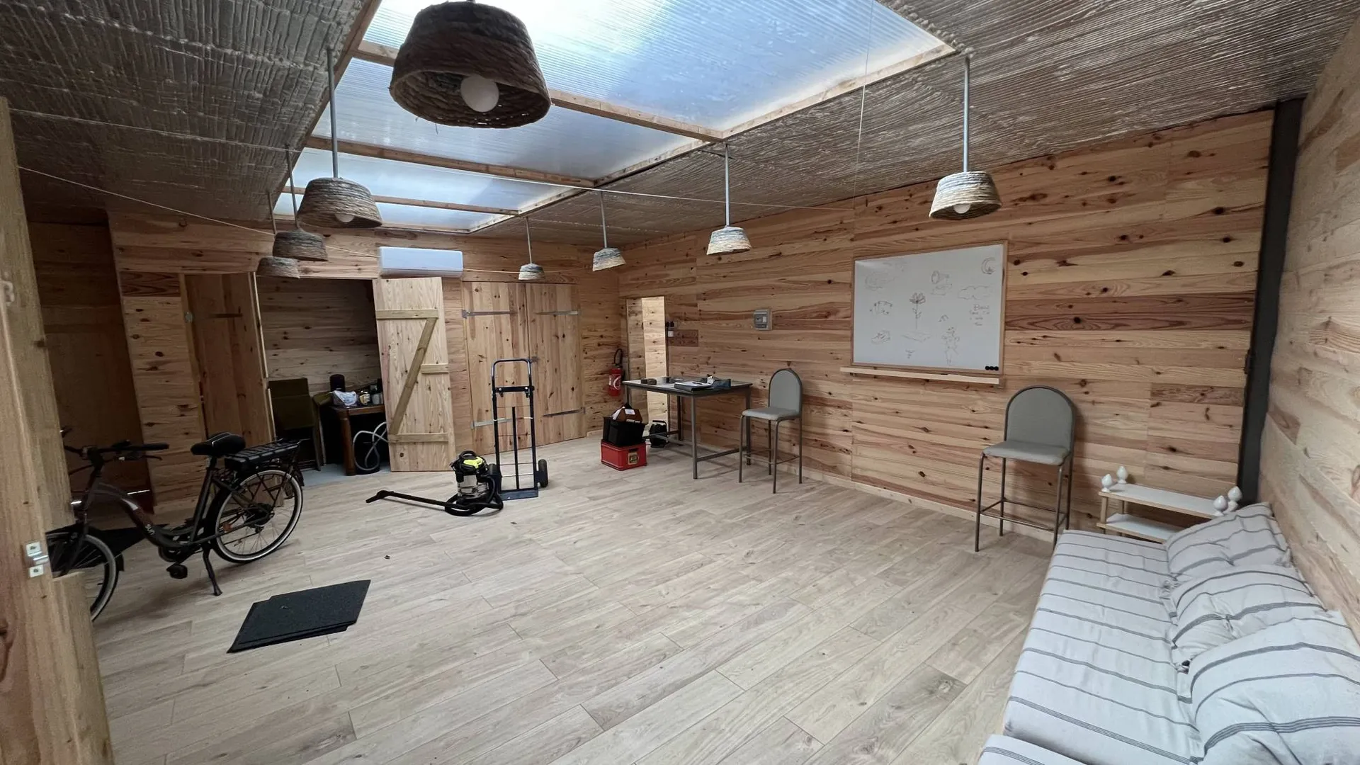 Une salle de réception de 37m²