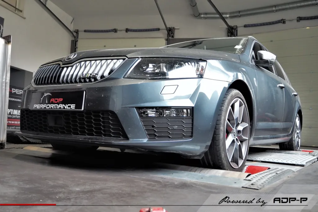 Reprogrammation moteur Salon de Provence - Skoda Octavia RS 2.0 TSI 220cv - ADP Performance