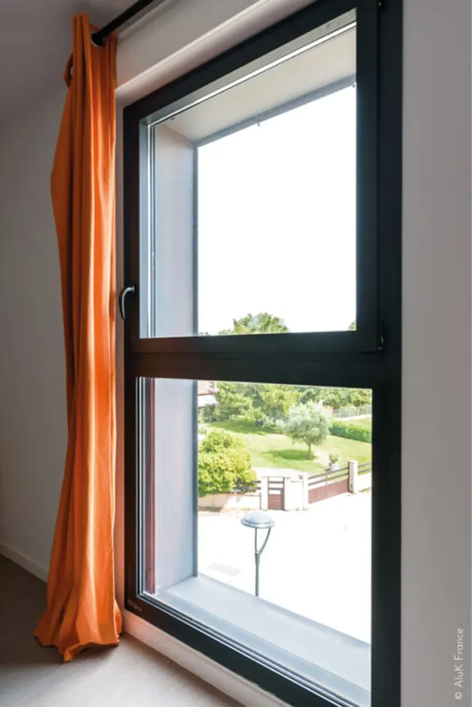 Installation de châssis fixes sur mesure de Bordeaux à Biarritz