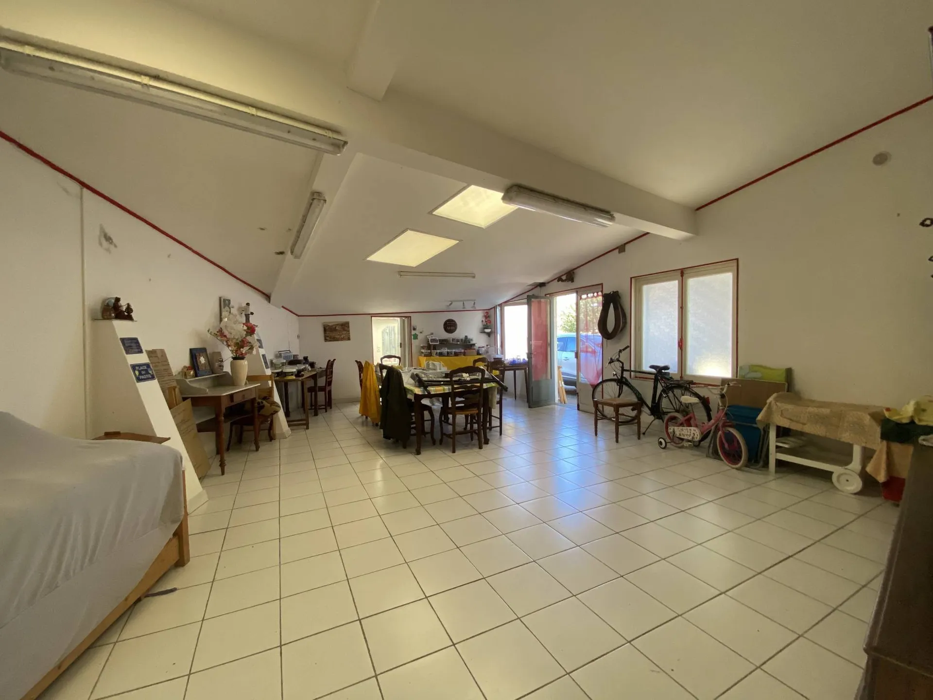 Maison à vendre avec revenus locatif