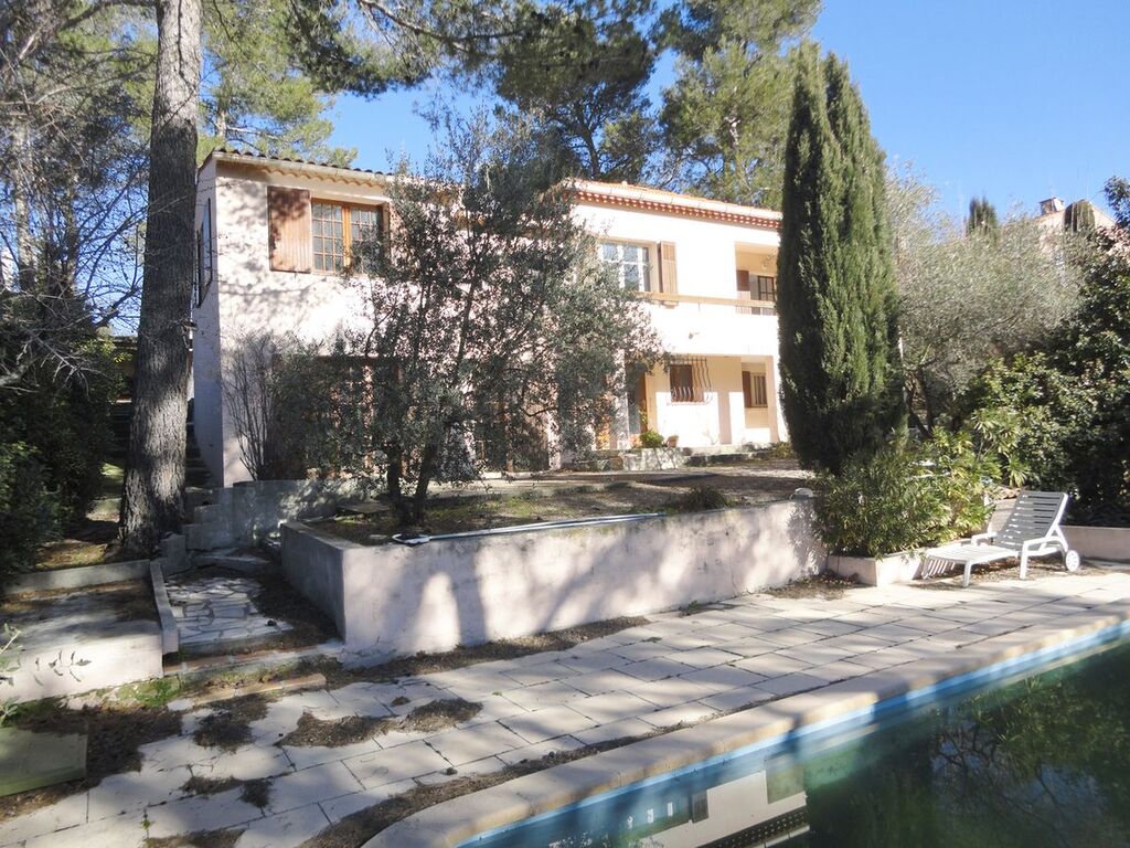 Roquefort la Bèdoule T6