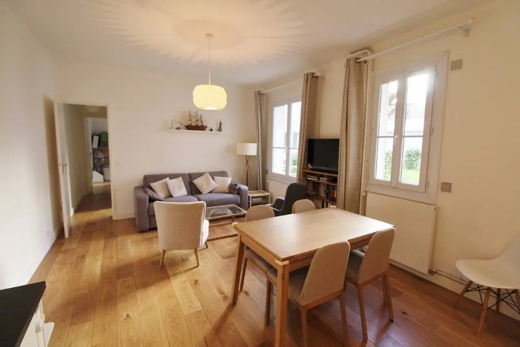 Appartement à vendre de 3 pièces au calme à Paris 75016