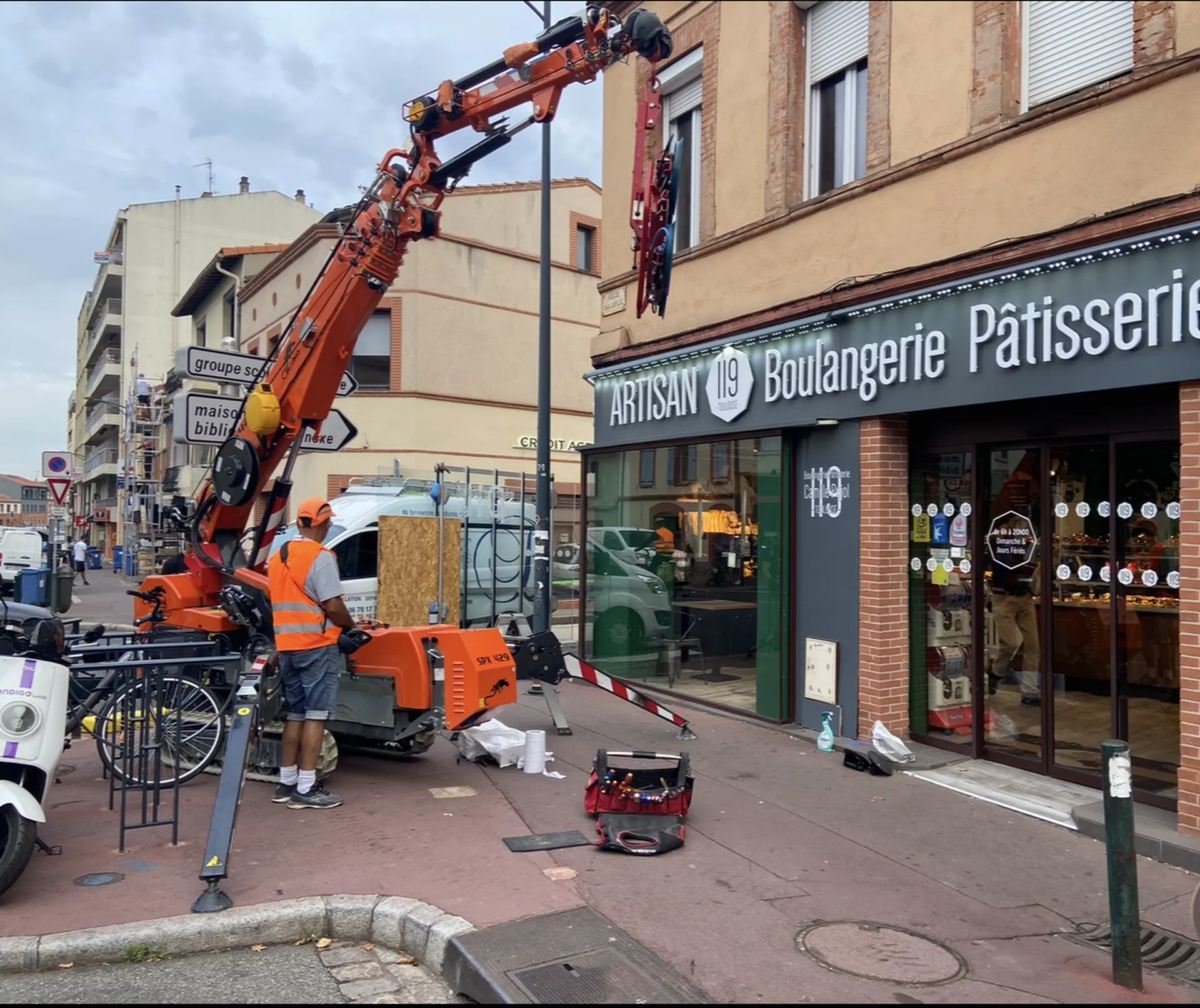 Réparation vitre magasin Toulouse