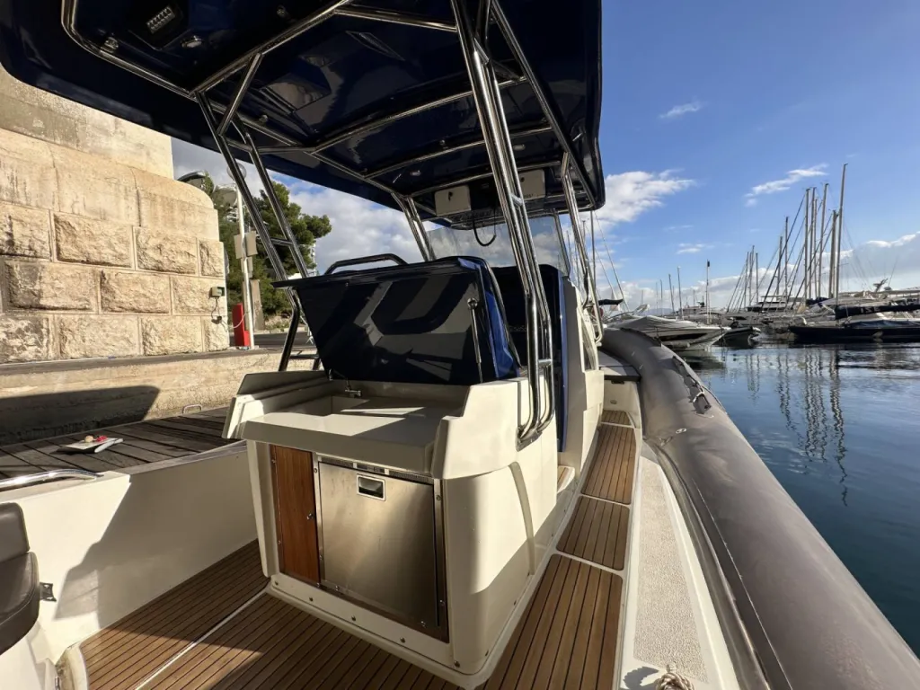 CAB Silverado 10.60 – Semi-rigide haut de gamme disponible en occasion à Six-Fours-les-Plages