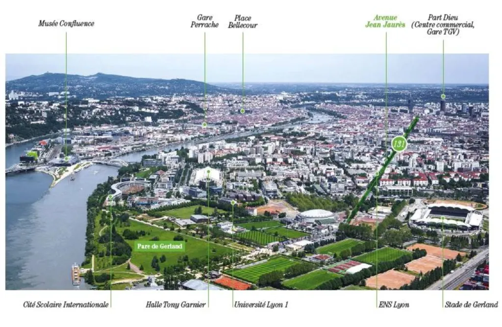 Vente de 26 appartements rénovés avec un jardin sur cour dans bel immeuble ancien de 1905 avec ascenseur à Lyon 7