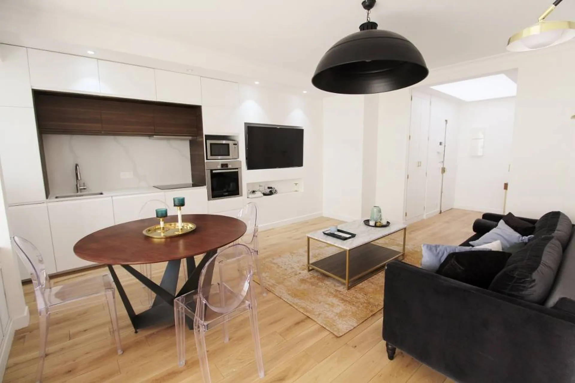 A vendre 2 pièces refait à neuf Paris 75008