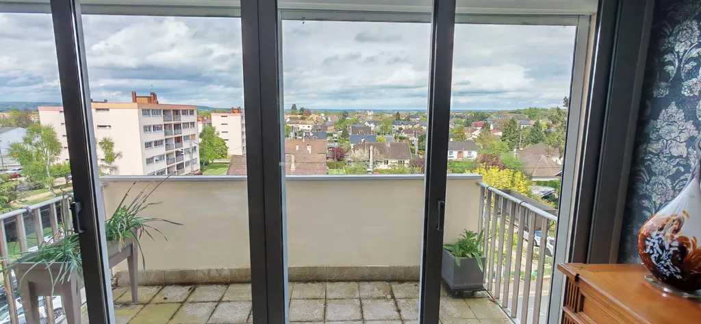 À vendre, appartement de 82m² avec ascenseur sur la commune de SAINT PIERRE LES ELBEUF 7632
