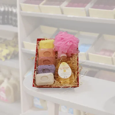 Coffret cadeau noel avec savon de Marseille de la savonnerie Le Serail