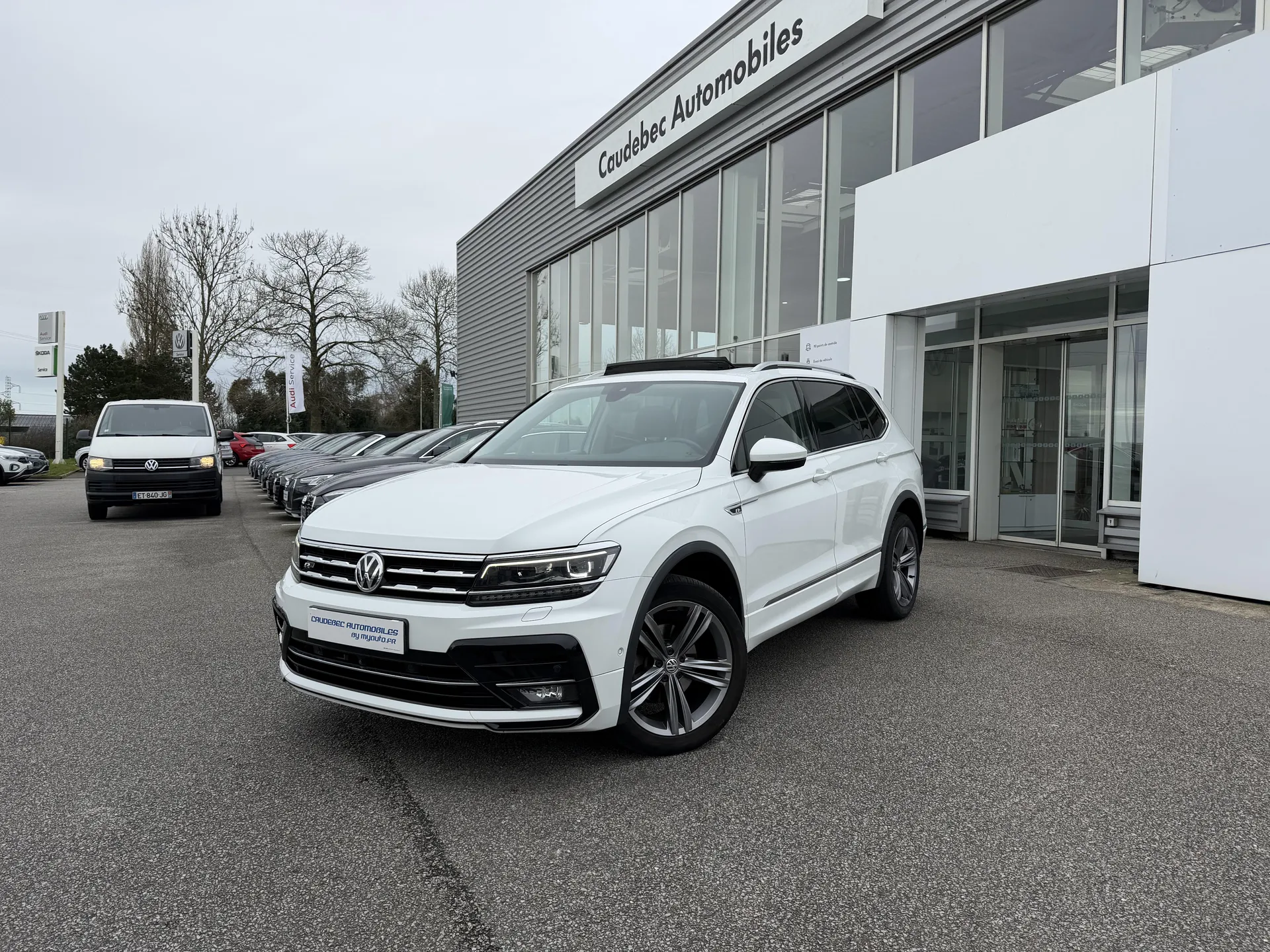 Volkswagen Tiguan Allspace occasion R-Line proche Le Havre : SUV 7 places diesel boîte automatique disponible chez Caudebec Automobiles