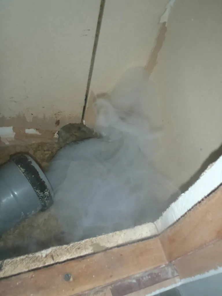 détection de fuite au fumigène