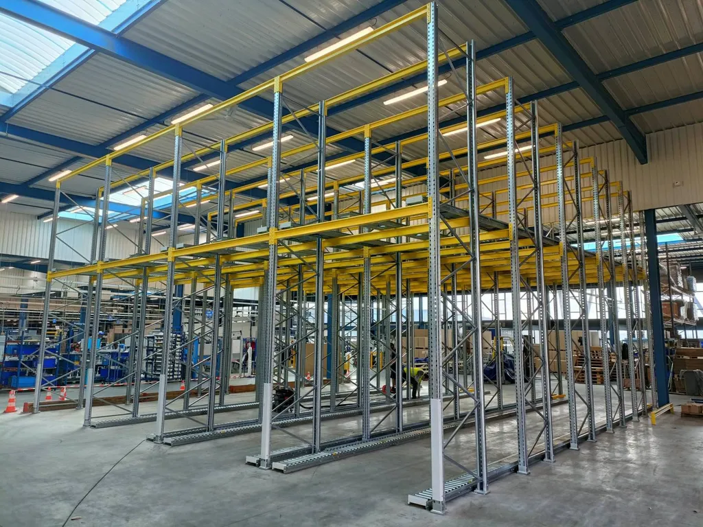 Rack dynamique FIFO  à St Etienne dans la Loire