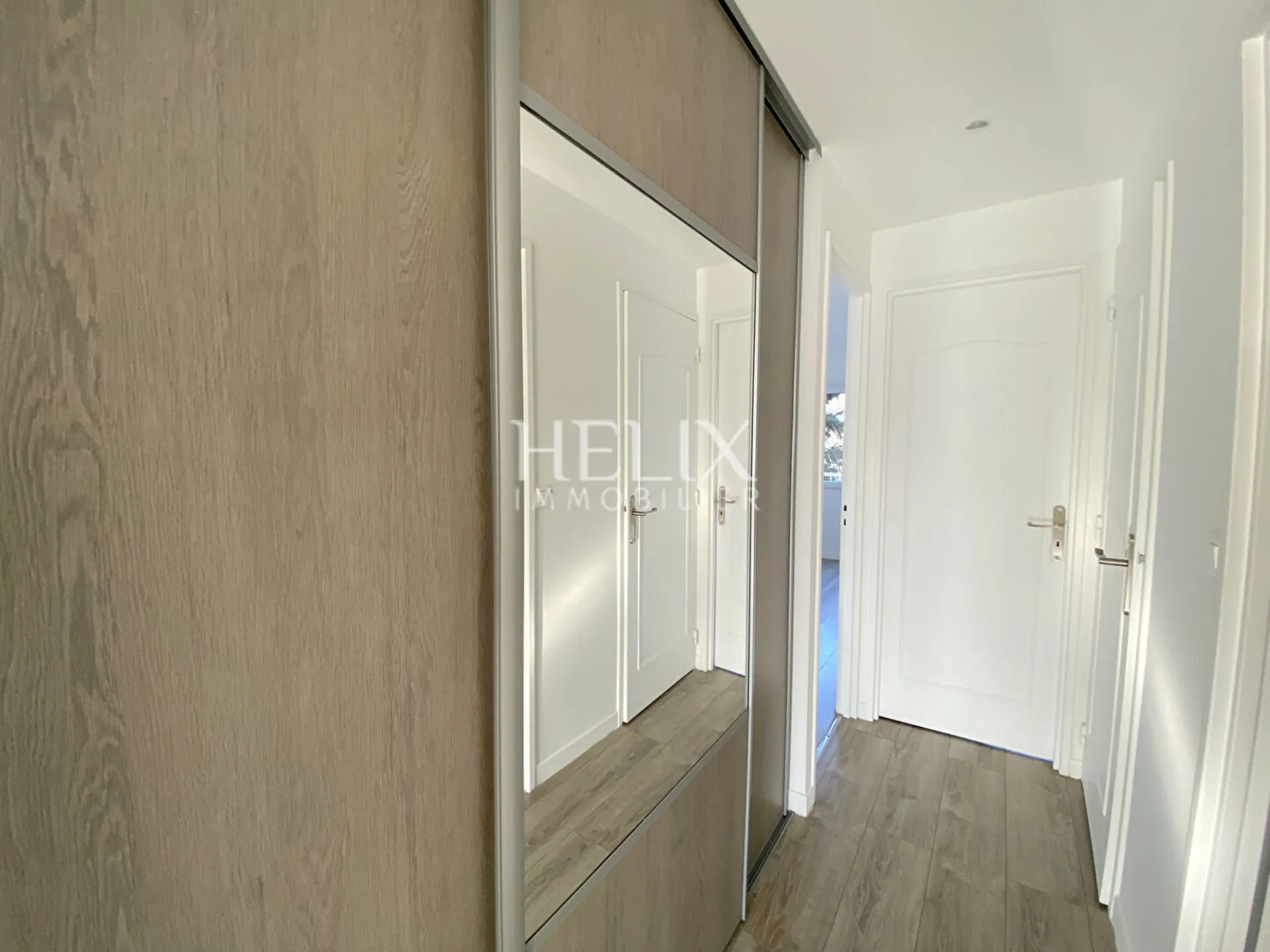 Le Pecq - appartement  lumineux de 3 pièces avec balcon, ascenseur et parking à proximité immédiate du futur coeur de ville 