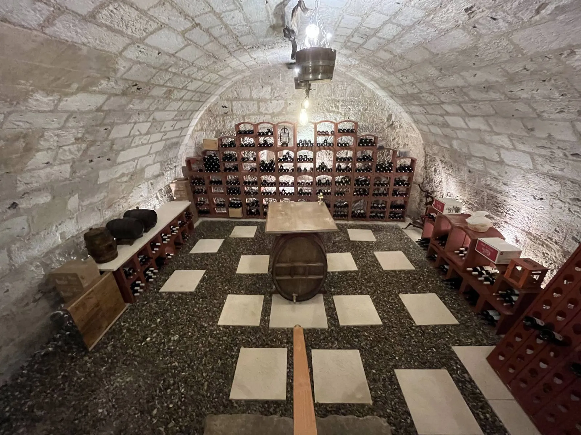 Ensemble immobilier avec ascenseur, à vendre, en centre ville de Caudebec en Caux !