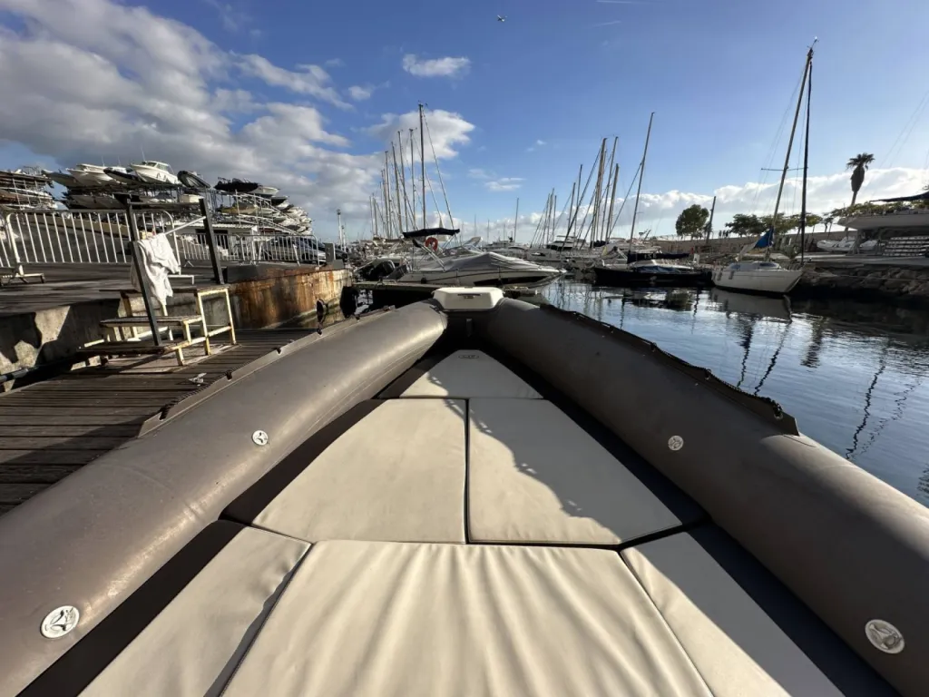 CAB Silverado 10.60 – Semi-rigide haut de gamme disponible en occasion à Six-Fours-les-Plages