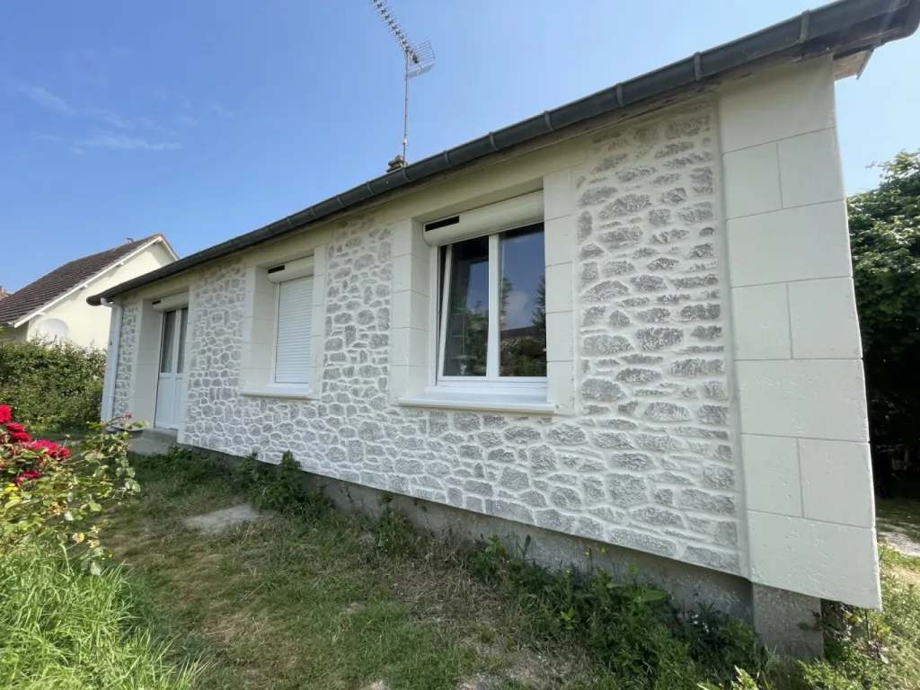 Ravalement à la chaux aspect pierre avec isolant , Ravalement de façade enduit Proche Le Havre 76