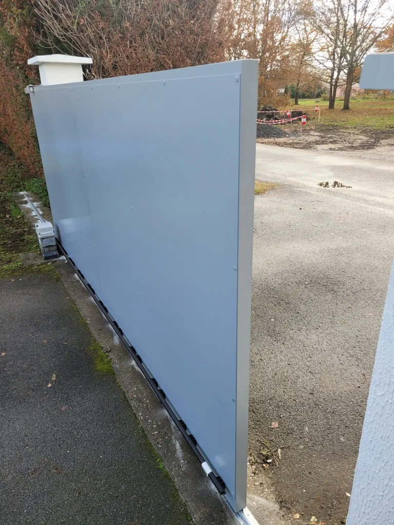 Installation portail sur mesure sur le bassin d'arcachon 