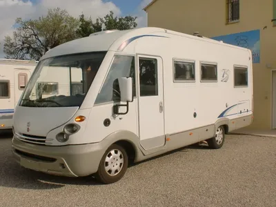 INTEGRAL BURSTNER I 686