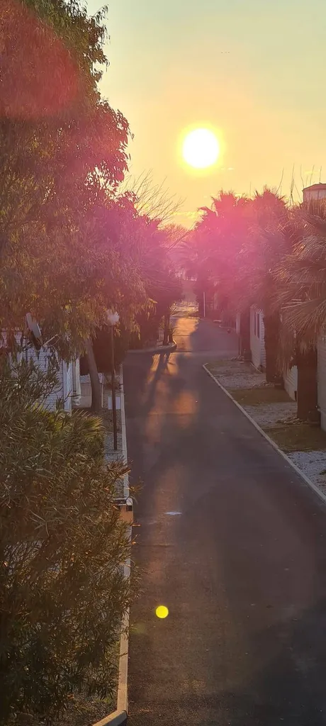 Location de mobil home climatisé dans camping  à Serignan plage pour 2 personnes