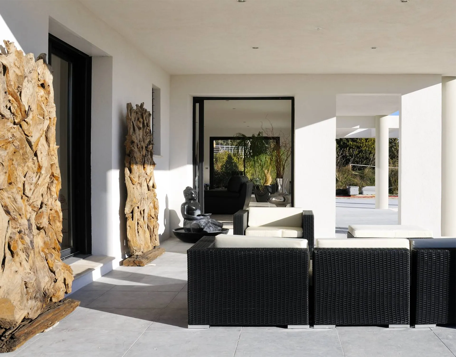 construction d'une villa moderne d'exception à Luynes, un quartier d'Aix en Provence blotti au cœur des Bouches du Rhône