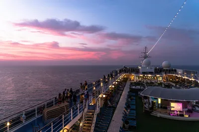 Comment me rendre au terminal de croisière de Marseille avec un VTC ?