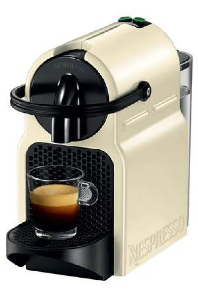 Machine à café Nespresso beige