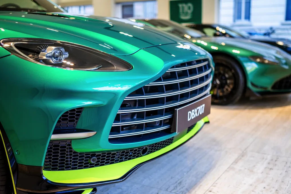 traitement céramique Lyon Aston Martin DBX 707 AMR 