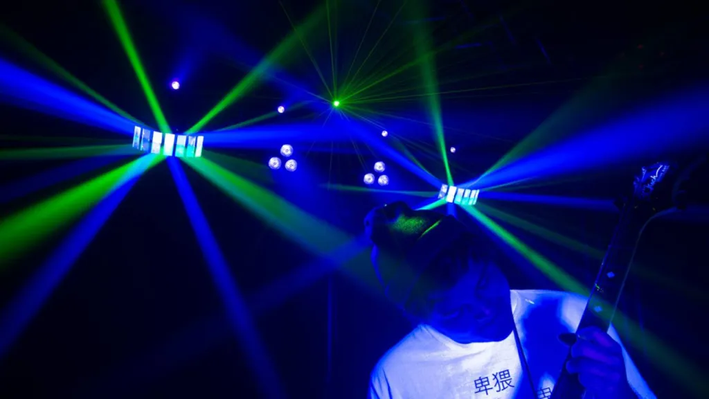 chauvet gig bar 2 techni scene