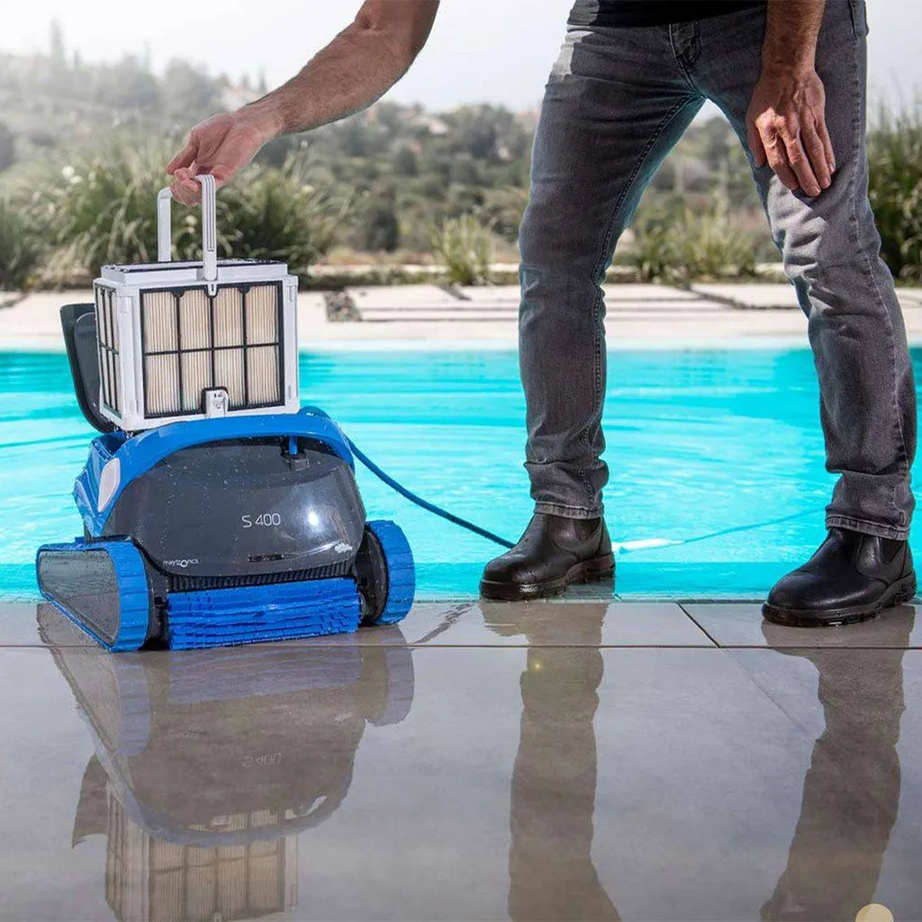 Robot de piscine Maytronics - Dolphin S400 - Aquarev'Piscines - Villemus 04110