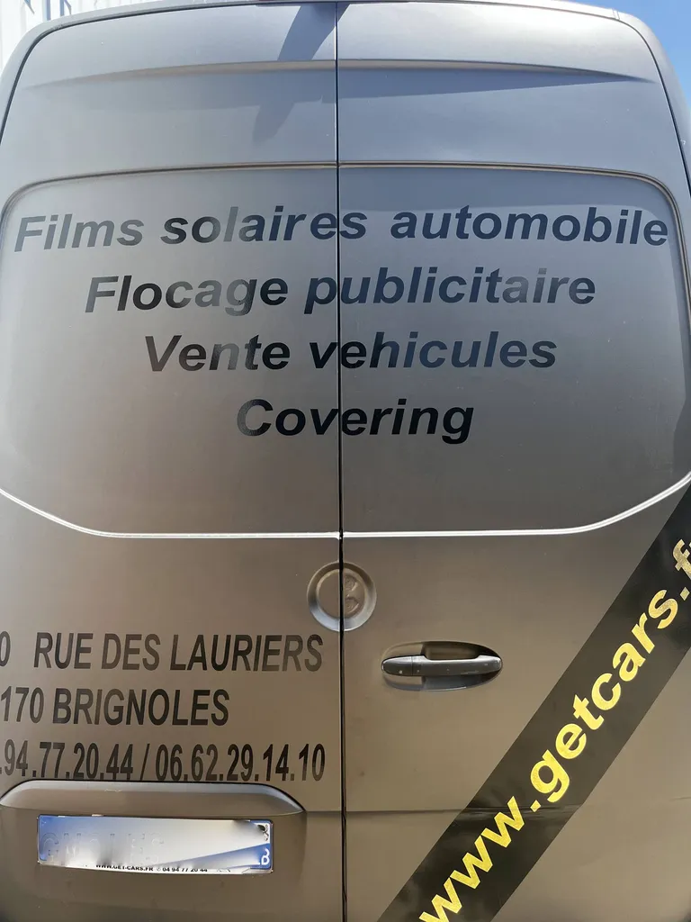 quel est le prix pour un flocage publicitaire sur un camion mercedes sprinyer à draguignan dans le var